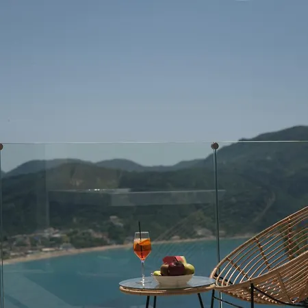 Zeus Throne Suites-2