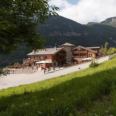 Silou Retreat-3