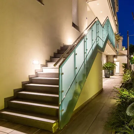 Marina Suite Apartments-2