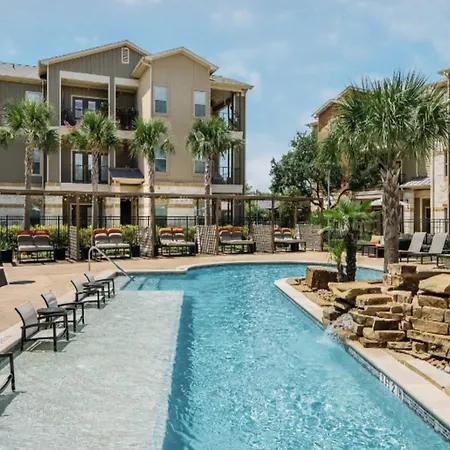New Braunfels Hill Country Resort Style Apartments By Barsala-2