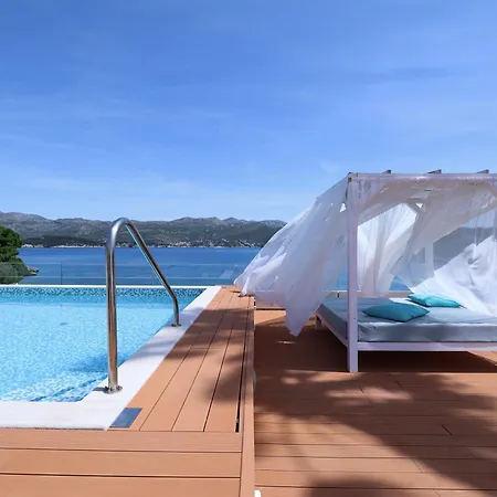 Kalamota Beach House-2