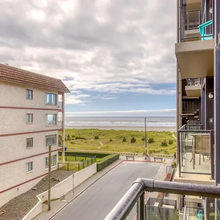 Sand And Sea Condos-2