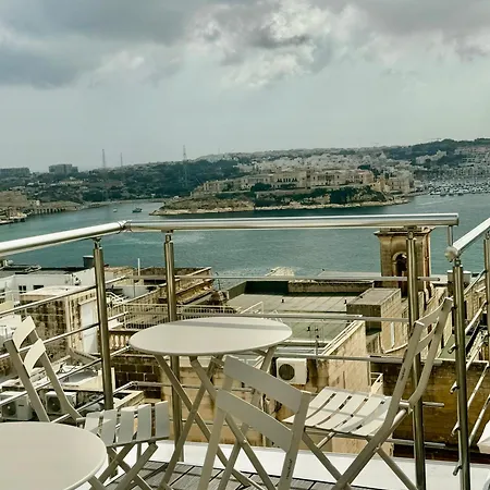 Paulos Valletta-3