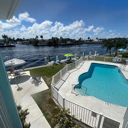 Aloha Apartments On The Intracoastal-Walk To The Beach-2