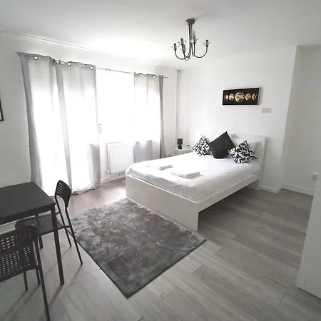 Central London Rooms N1 6Rj-2