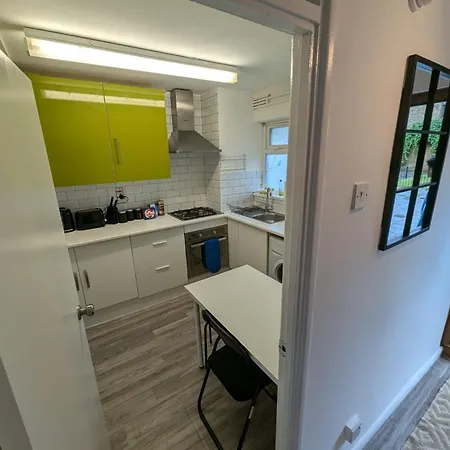 Central London Rooms N1 6Rj-3