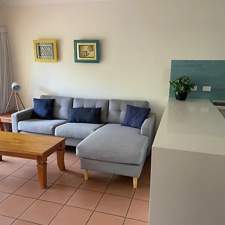 The York Beachfront Holiday Apartments-3