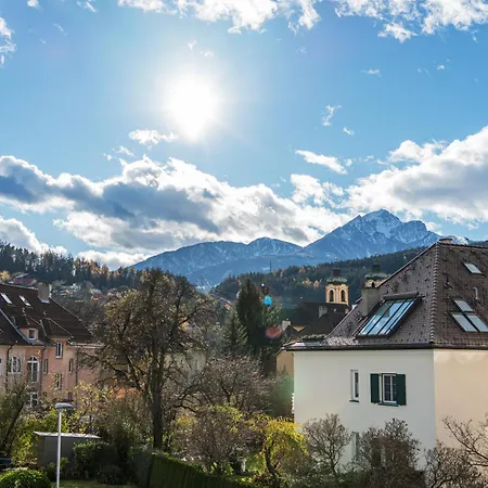 Innsbruck City Chalet-2