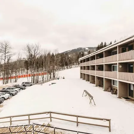 Sunday River Ski In Ski Out Mountain View Condo With Hot Tub Pool And Sauna!-3