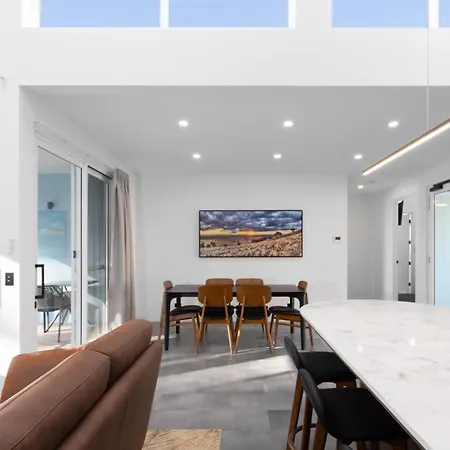 Clare Hillside Apartments-3