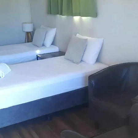 Blue Dolphin Caravan Park Yeppoon-3