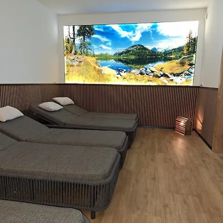 Wellness- und Familienhotel Garni Dachsteinresort-2