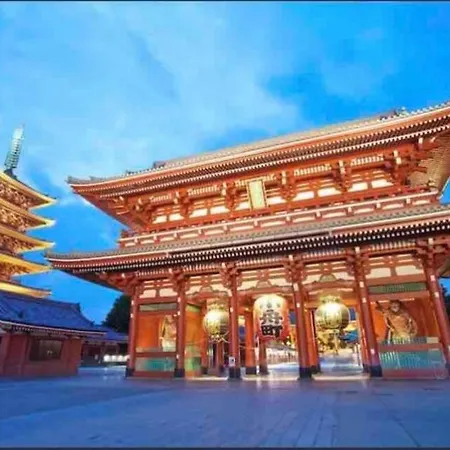 Momo Palace-3