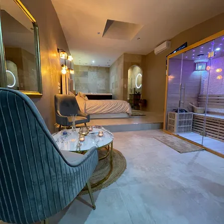 La nuit de rêve Suite privative Jaccuzi Sauna Suite 2-3