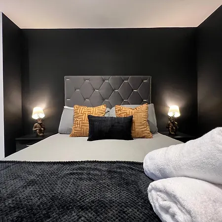 The Seven Suites Liverpool-3