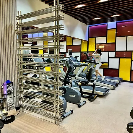 Studio Condo Unit Stamford Executive Residences Near Mckinley & Bgc-3