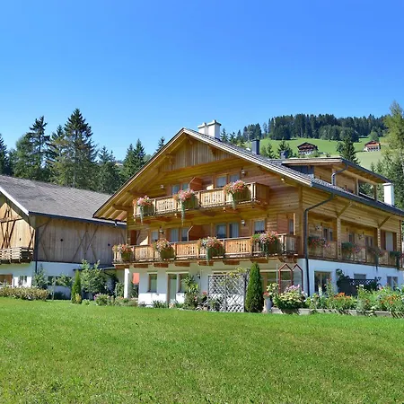 Roderhof-3