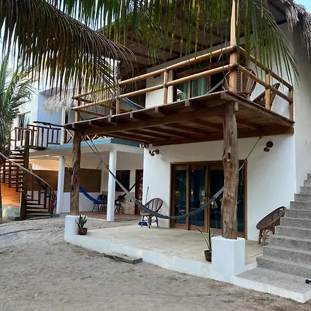 Cabañas las Palmas Chacahua-3