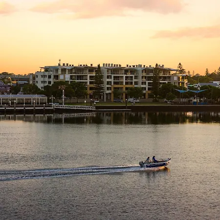 Riverside Apartments & Hotel-2