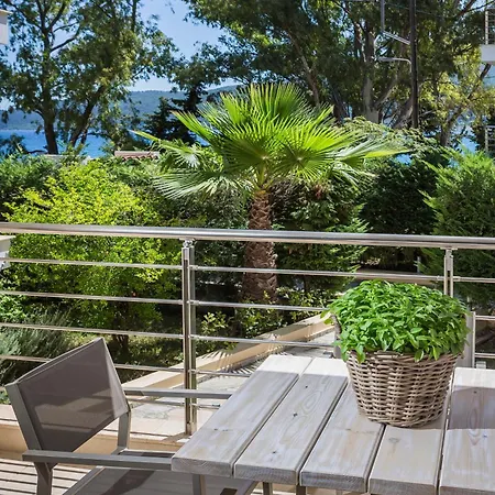 Meliti Waterfront Suites-3