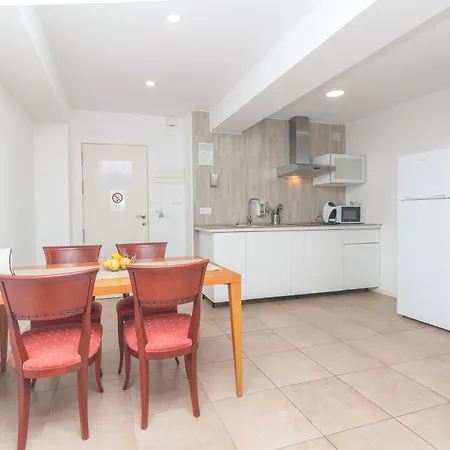 BET Apartments - Abastos Apartments-3