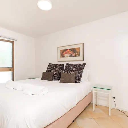 Onetangi Beach Apartments-3