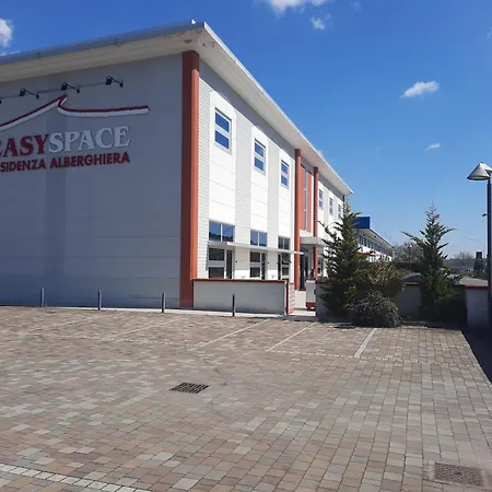 Easy Space-2
