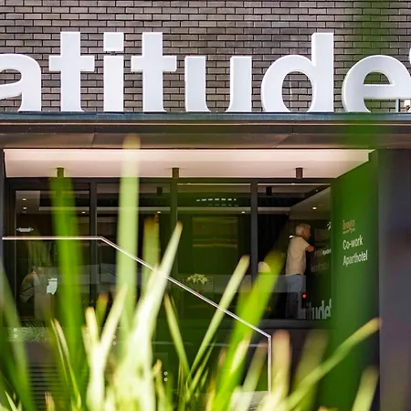 Latitude Aparthotel By Totalstay-2