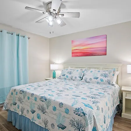 Pelican Beach Resort Destin-3