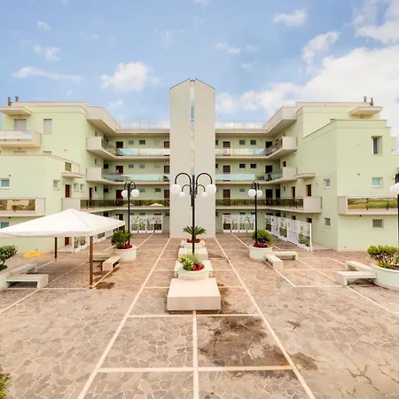 Residence Brezza Di Mare-2