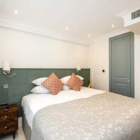 Fountain House Apartments - Hyde Park, London-3