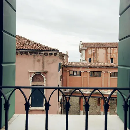 Palazzo Contarini Della Porta Di Ferro-2