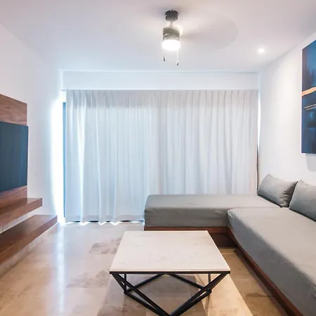 Hotel B10 - Distinctive Hotel--2