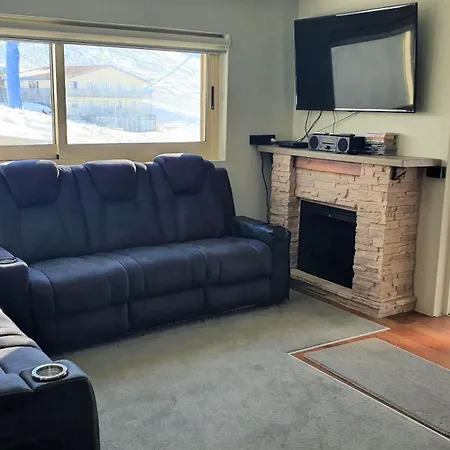 Alpine View Apartments-3