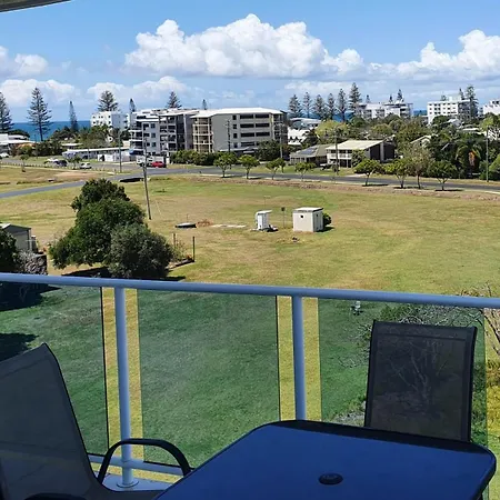 Koola Beach Apartments Bargara-3