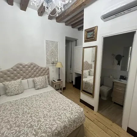 Oriente Palace Apartments-2