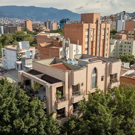 Edificio Fenicia Lofts Laureles-3