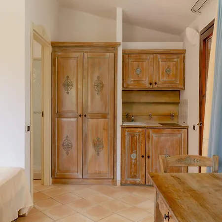 Porto Giunco Residence-2