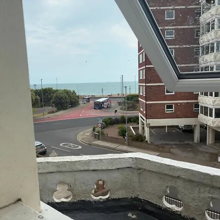 Inn By The Sea, Portsmouth, Parking Ev 22Kw Available-2