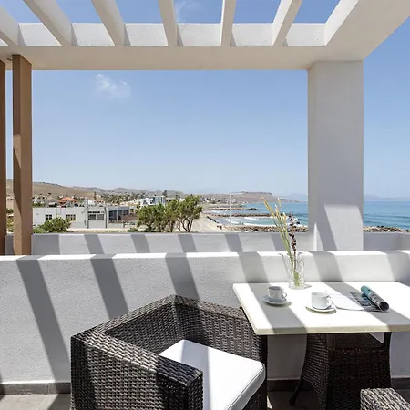 Golden Bay Boutique Hotel & Bungalows-3