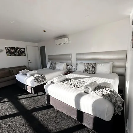 Delorenzo Studio Apartments-2