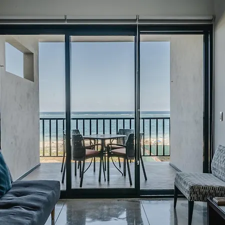 Vela'S Condos Ocean Front-2