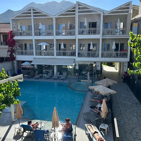 Aggelos Apartments & Deluxe Studios-2