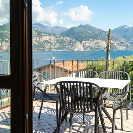 June Stay Lake Garda-2