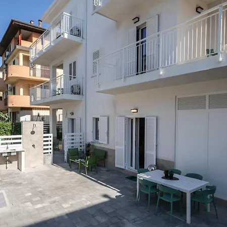 Ambrosia Room & Apartment-2