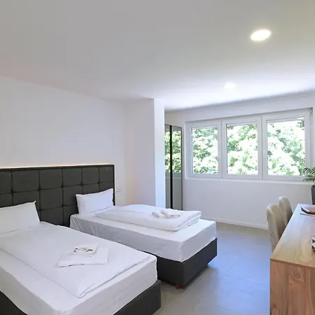 G&G Boardinghouse-2