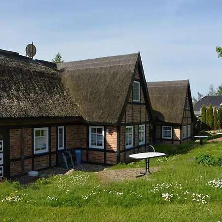 Reethäuser auf Rügen-2