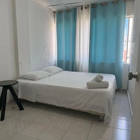 Aparta Hotel Fama-2