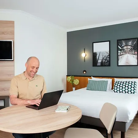 Aparthotel Adagio La Defense Le Parc-2