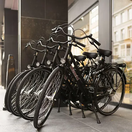 Premier Suites Antwerp-2